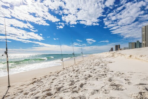 Luxury Arborgate Home with a Community Pool: The Sunkissed Seahorse!