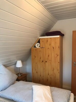 1 chambre, accès au Wi-Fi (inclus), literie fournie