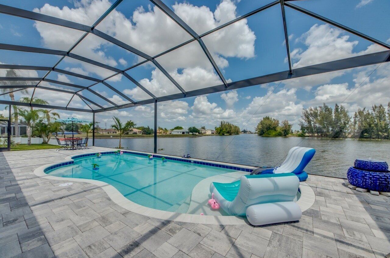 Beheizter Pool