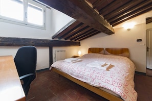 3 bedrooms, WiFi