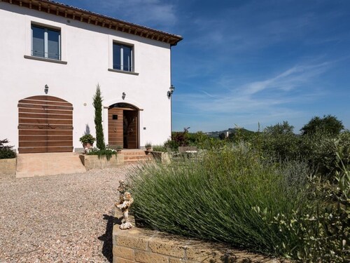 Todi Private 2 bed pool villa