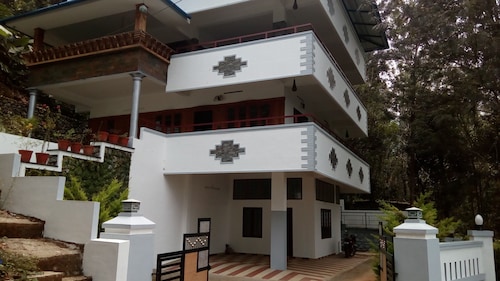 Linten Holiday Resort, Property set in 4.7km from MUNNAR Town 2