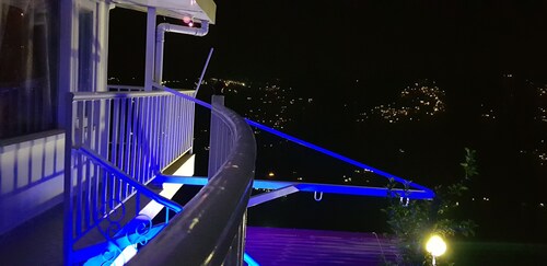 "Dolphin Cottage Home Stay Shimla"