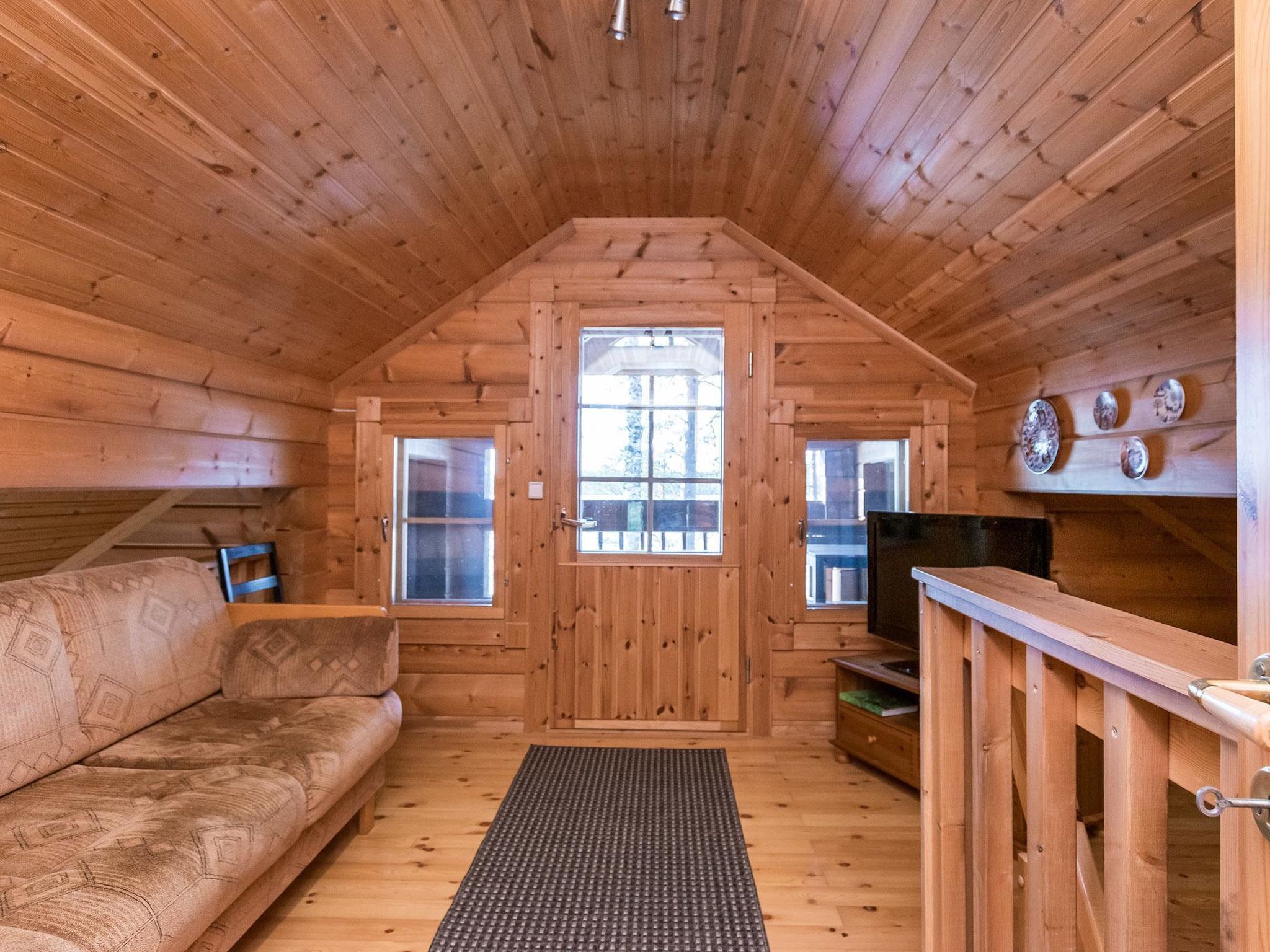 Een televisie en een dvd-speler