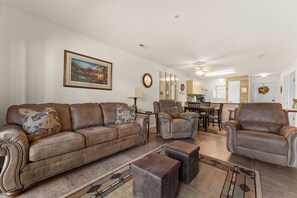 Condo, 2 Bedrooms | Living area - Clearwater - 2 Br Condo (Branson)