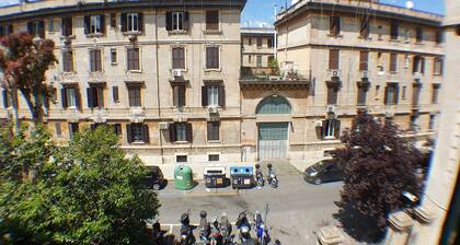 SPECIAL PRICE AUTUMN 2019. CITY CENTER TESTACCIO AND TRASTEVERE