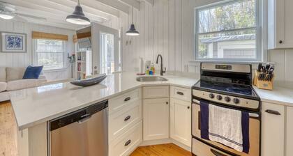 Keski-kotiin w / 3 asuintilaa ja kannet - Ocean Bay Parkin sydämessä!