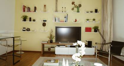 Living comfortably in Oberwalluf, enjoying the Rheingau, experiencing the Rhine - Main!