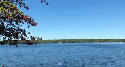 On The Rocks est situé prÚs du parc national d'Acadia et de l'ßle Mount Desert.