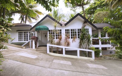 Pio Pio's house - El Gallinero