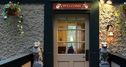 El pueblo histórico de Biltmore en el centro de Asheville; Griffin's Lair, ir de compras, caminar.