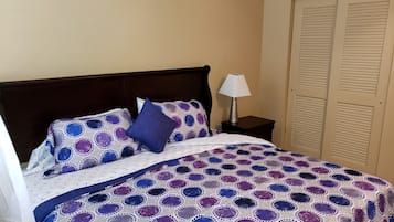 1 bedroom, desk, iron/ironing board, free WiFi