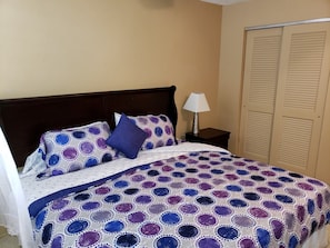 1 makuuhuone, työpöytä, silitysrauta/-lauta, ilmainen Wi-Fi