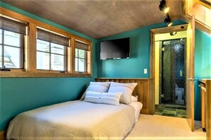 3 bedrooms, desk, iron/ironing board, free WiFi - Summer in Telluride! Perfect home for summertime stay-Lux 3B+loft FP/deck/VIEWS (Telluride)