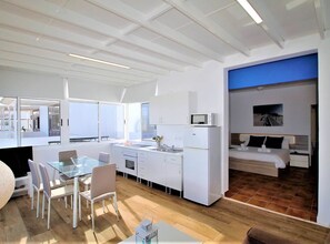 1 camera, ferro/asse da stiro, Wi-Fi, lenzuola