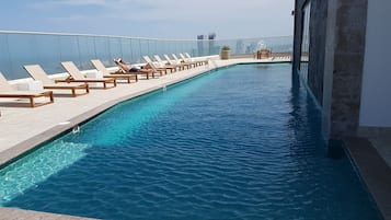 Piscina externa