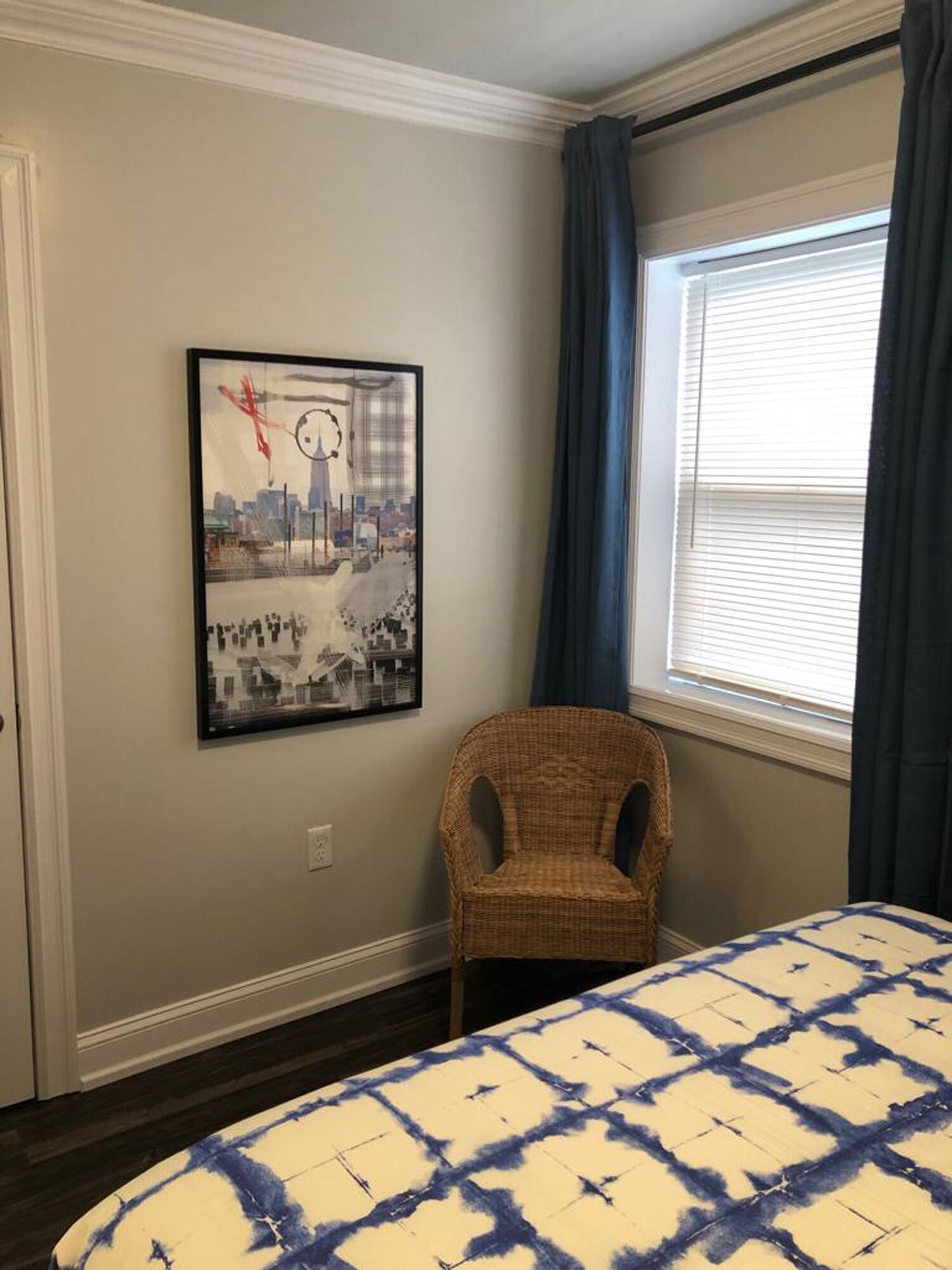1715 3G · Sensational 2bed apt/20 min to NYC-Parking Avail.