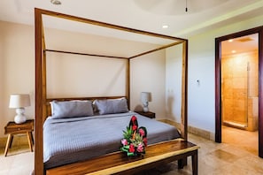 3 bedrooms, iron/ironing board, travel cot, free WiFi