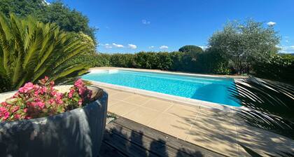 House AXALY Saint Martin d'Ardèche capacity 12 people with swimming pool
