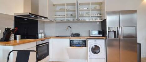 Fridge, microwave, oven, dishwasher
