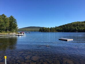 Beach nearby, sun-loungers, beach towels