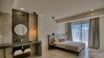 3 chambres, accĂšs Internet, draps fournis