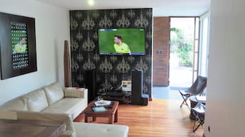 Fernseher, DVD-Player