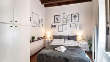 2 bedrooms, iron/ironing board, WiFi, bed sheets