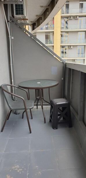 Property grounds - House for short term rent for this spring and summer. (Batumi)