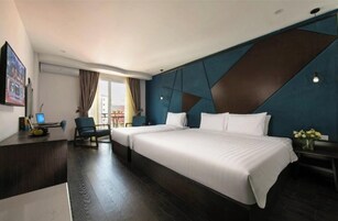 Quarto família, vista para o jardim | Frigobar, cofres nos quartos, escrivaninha