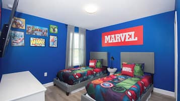 6 slaapkamers, een kluis op de kamer, een bureau