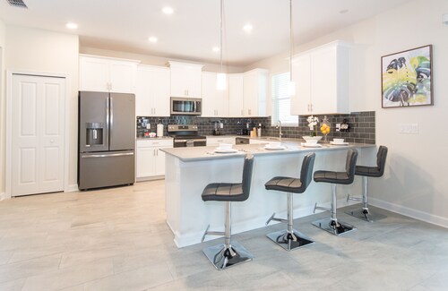 5🌟Clean Rated-Movie/Game Room, 3780 SF,❤️12p Dining