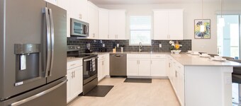 5🌟Clean Rated-Movie/Game Room, 3780 SF,❤️12p Dining