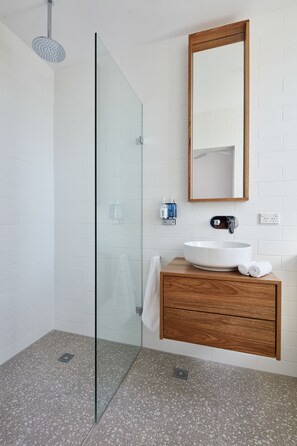Family Suite, Partial Ocean View | Bathroom shower