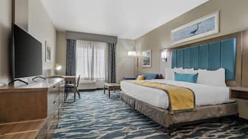 Standard Room, 1 King Bed, Accessible, Kitchenette (with Sofabed) | Desk, laptop workspace, iron/ironing board, free WiFi
