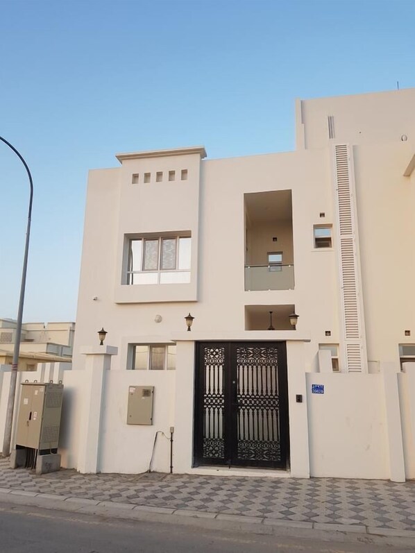 Front of property - La Villa (Muscat)