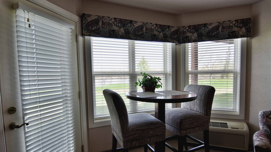 Unit 311 1 Bd/ 1 Ba Condo 1 Bedroom Condo by RedAwning