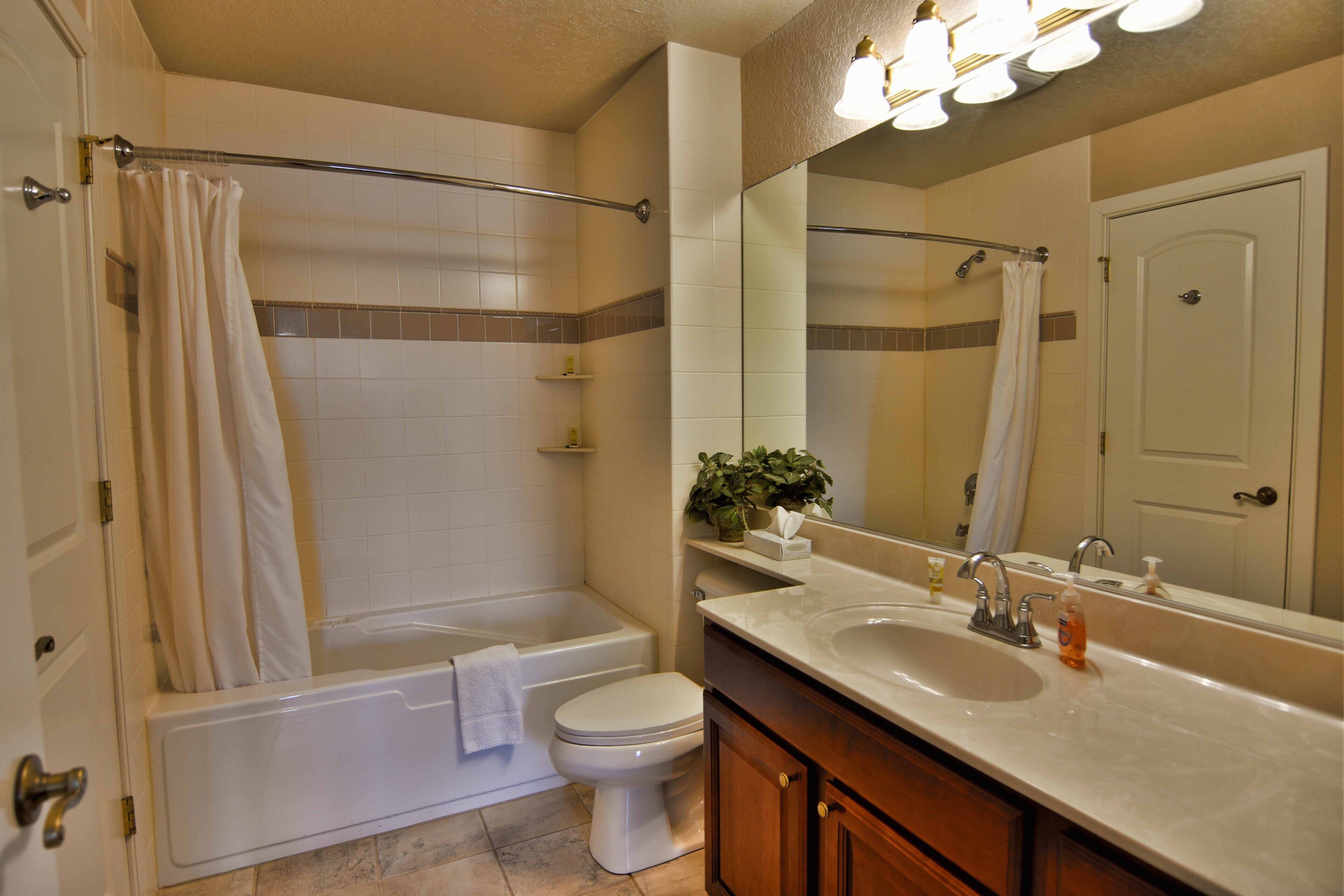 Condo, 1 Bedroom | Bathroom | Towels