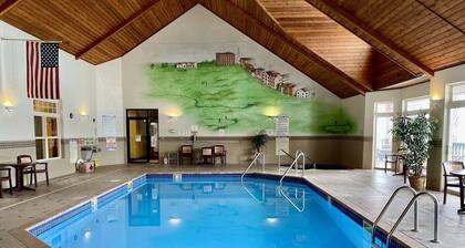 Unit 312 1 Bd/ 1 Ba Condo 1 Bedroom Condo by RedAwning