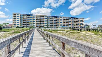 Condo, 2 Bedrooms | Kawasan hartanah