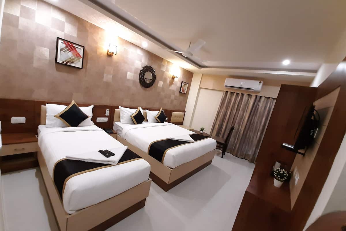 Deluxe-Dreibettzimmer | Bettwäsche aus ägyptischer Baumwolle, hochwertige Bettwaren