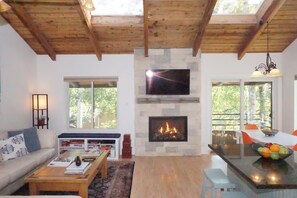 Condo, 3 Bedrooms | Living area | TV