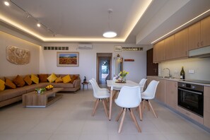 Luxury Apartment, Multiple Beds, Sea View | Living area