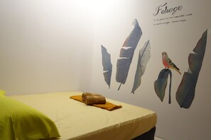 Desk, free WiFi - Hornbill Hostel (Kuching)