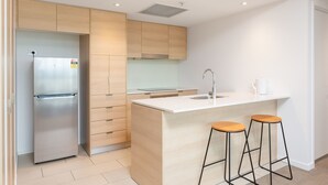 Unclassified image, 2 of 13, button - High End Stylish Apartment by Hostrelax (Broadbeach)