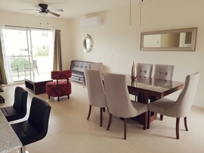 تناول الطعام