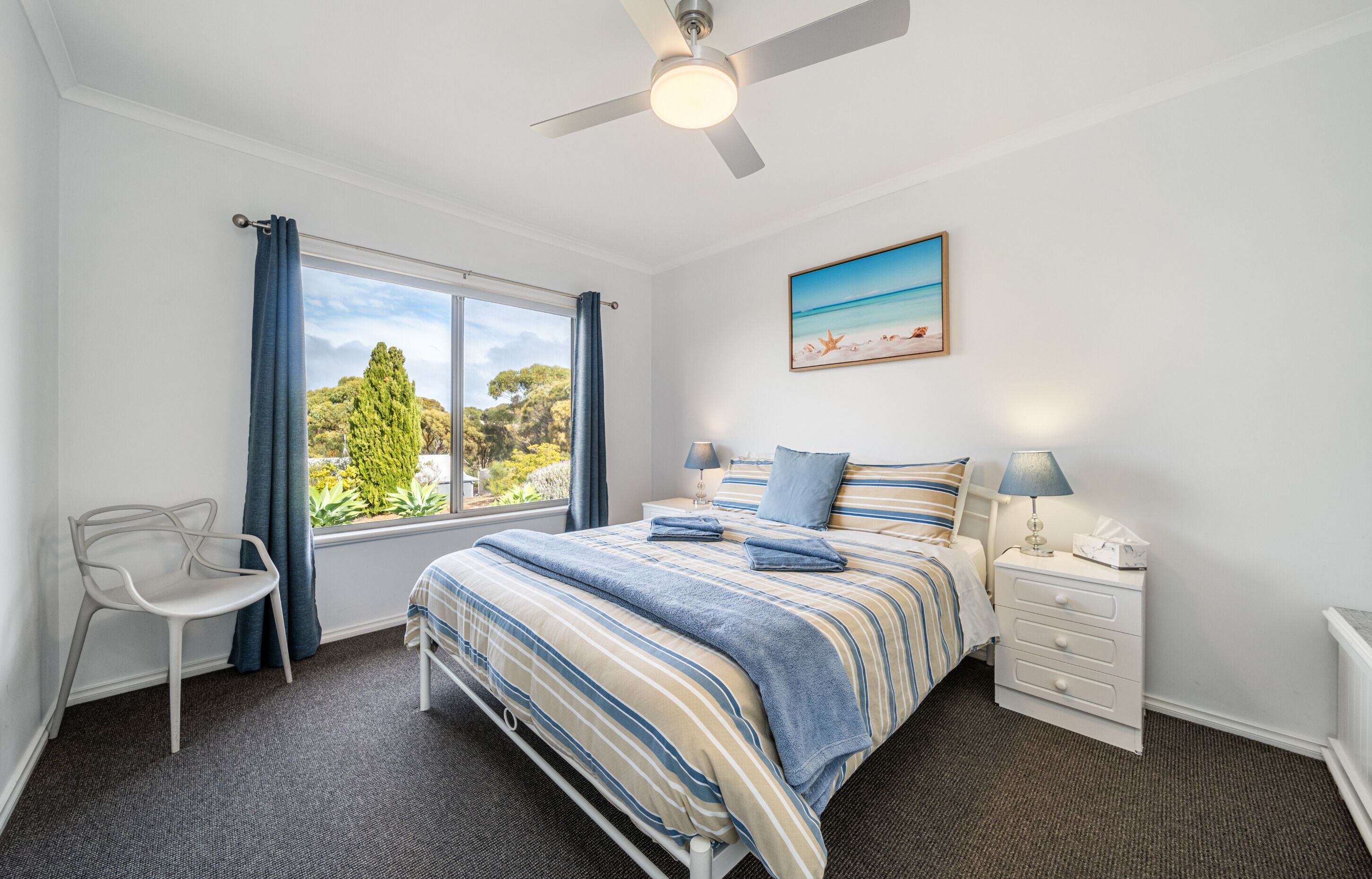 Apartamento panorâmico, 1 cama Queen, vista para a baía | Individualmente decorados, individualmente mobiliados, escrivaninha