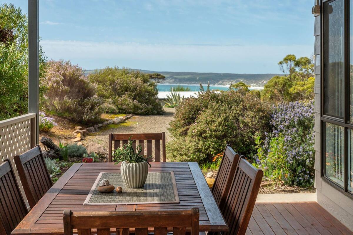 Comfort House, 2 Bedrooms, Bay View (Shalom House) | Terrace/patio