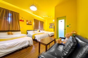 Kamar Keluarga | Meja kerja, tirai kedap cahaya, kedap suara, dan Wi-Fi gratis