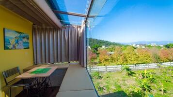 Double Room | Desk, blackout drapes, soundproofing, WiFi (free)